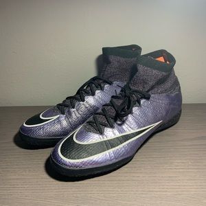 Nike mercurial indoor soccer shoe
